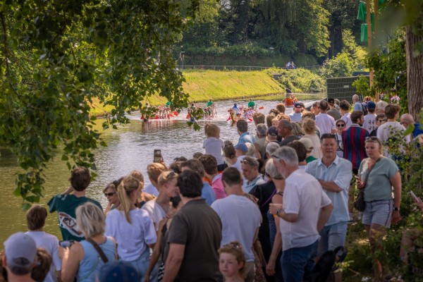drakenboot zondag